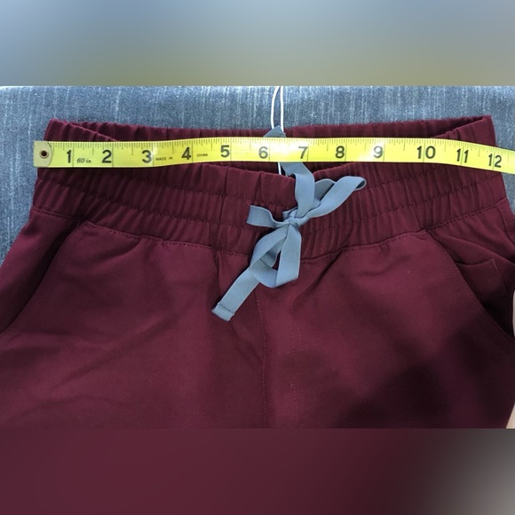 Figs Technical Collection High Waisted Yola Pant XXS Maroon - Picture 6 of 15
